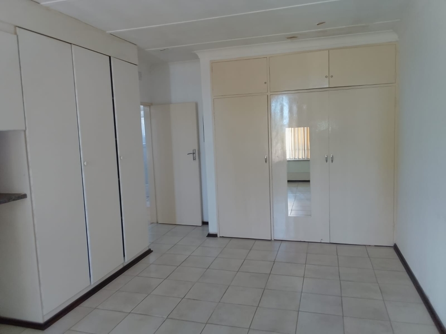 3 Bedroom Property for Sale in Lower Bo-dorp North West